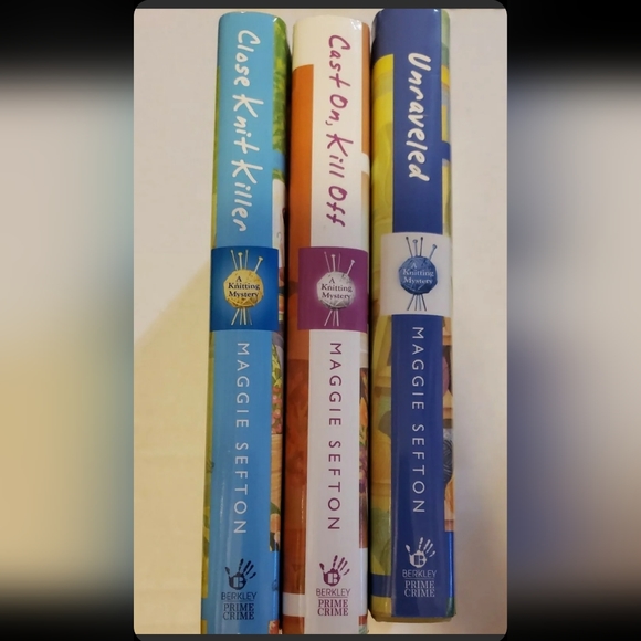 :* 3 books  Melissa Glazer, Maggie Sefton  Isabella Alan . A knitting mystery - Picture 7 of 11